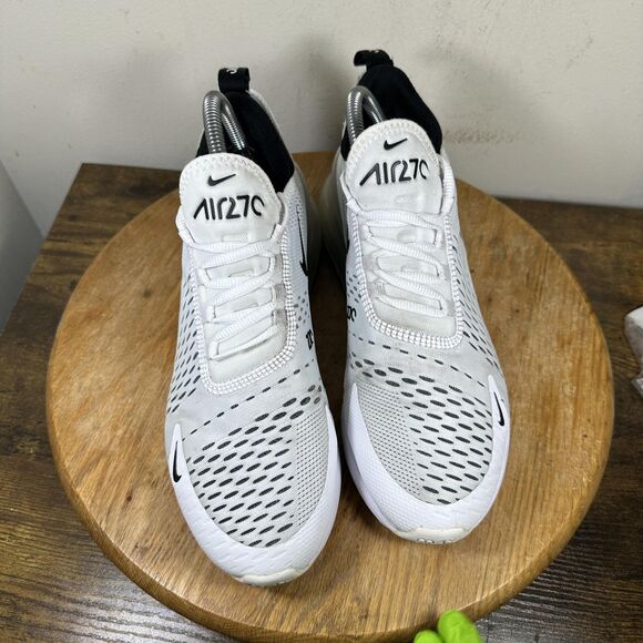 Nike Air Max 270 Shoes Womens Size 9.5 White Black AH6789-100 Running Sneakers - Picture 2 of 8